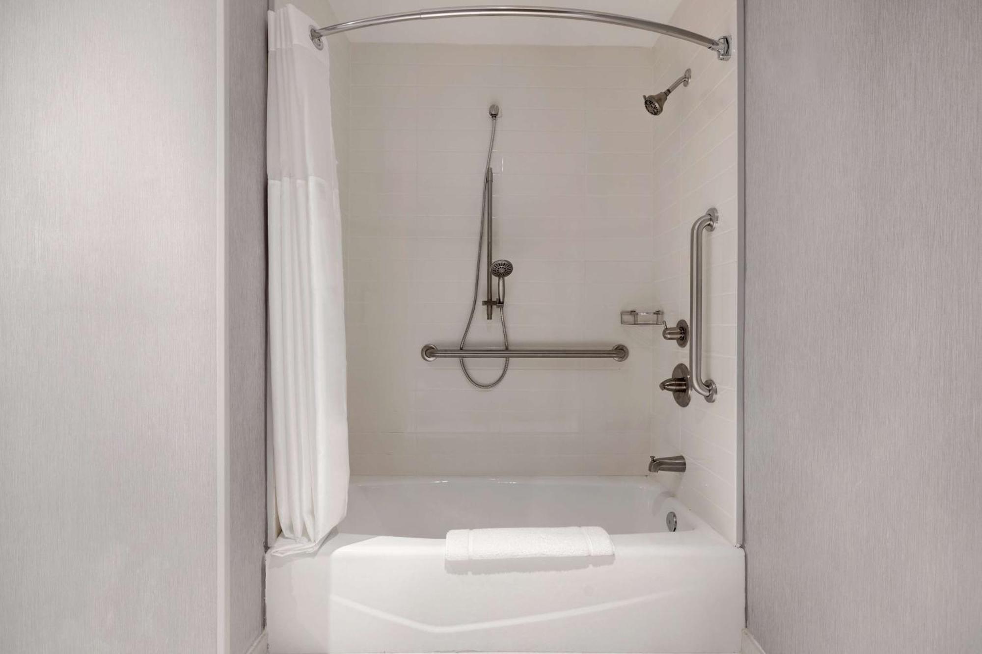Hyatt Place سارية العلم المظهر الخارجي الصورة