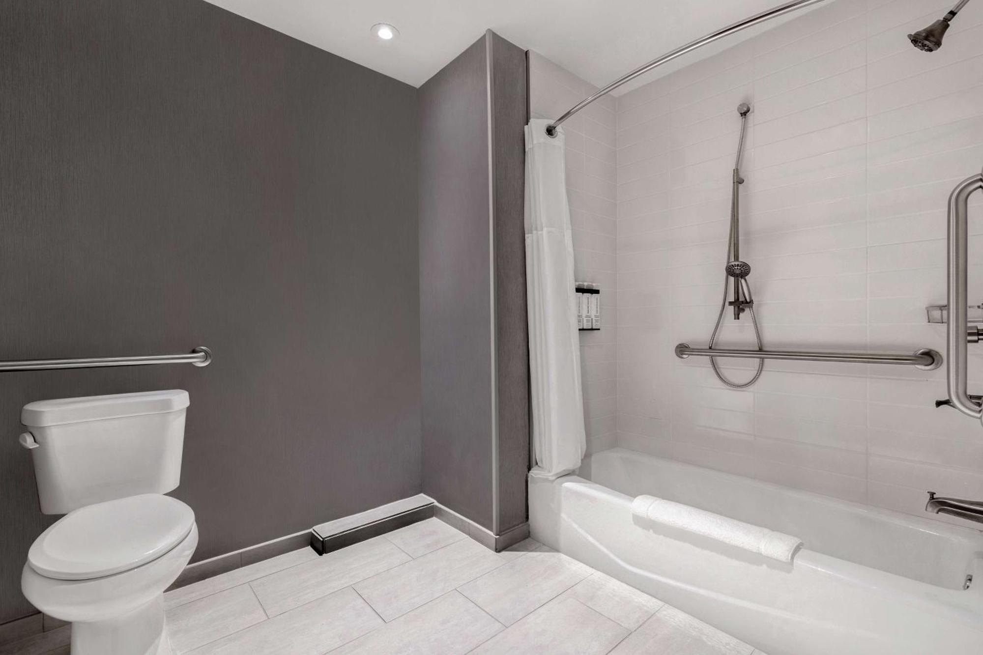 Hyatt Place سارية العلم المظهر الخارجي الصورة